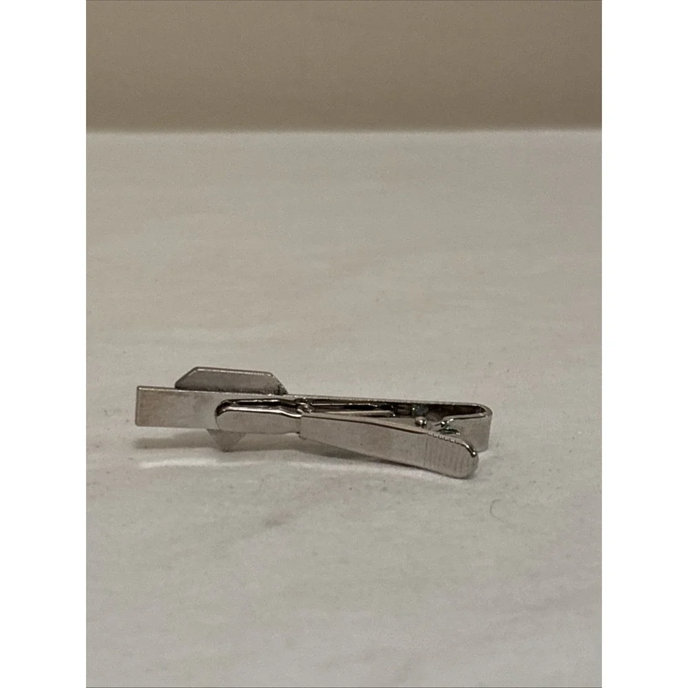 Superman Shield Tie Clip and Cufflinks Set Stainless Steel Silvertone Red Yellow